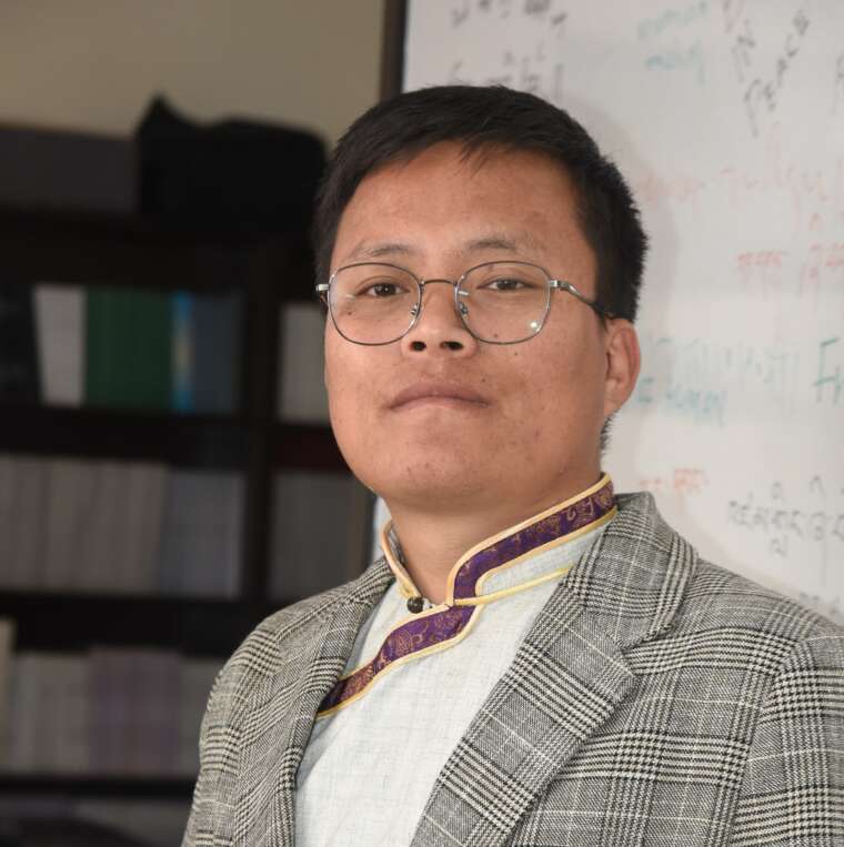 尼玛唯色先生